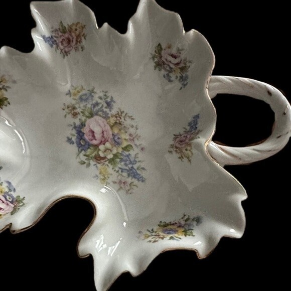 J. Godinger & Co. Antique Reflections Floral Gold Leaf Ceramic Dish - Picture 4 of 12